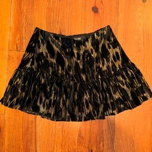 Do + Be skirt w gold. Super cute and NEW